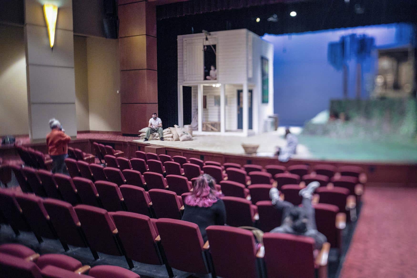 5 Degrees campus shoot: Theatre