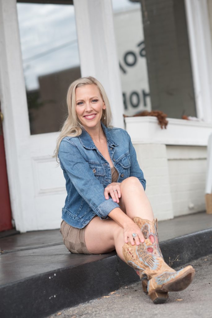 Country Performer Katie Deal